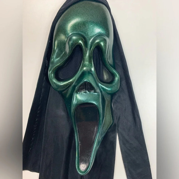 Vtg Scream Halloween Ghost Face Mask Green Shimmer Easter  Unlimited Inc FLAWED - Picture 1 of 16